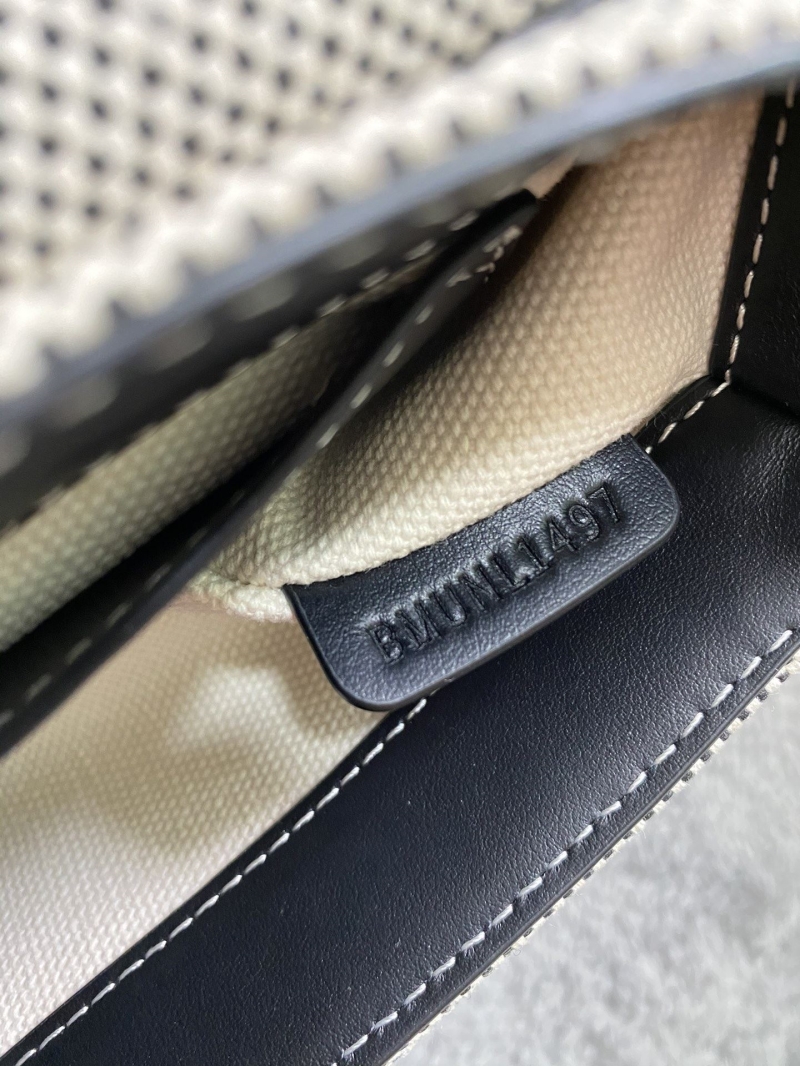Bv*b*rry satchel bags